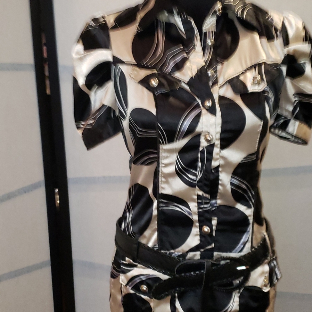 Dress - Picture 4 of 7